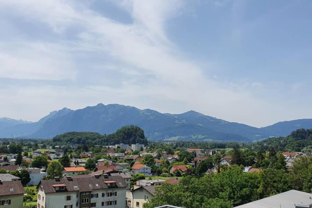 Bird'S Eye View 75 - 8Th Floor 3Br Apt. 100M2 Goetzis Exterior photo